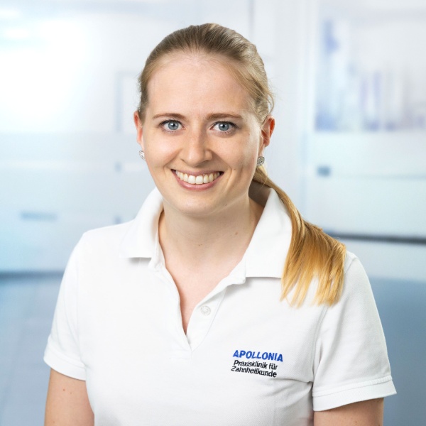 Zahnärztin Katharina Schmidt